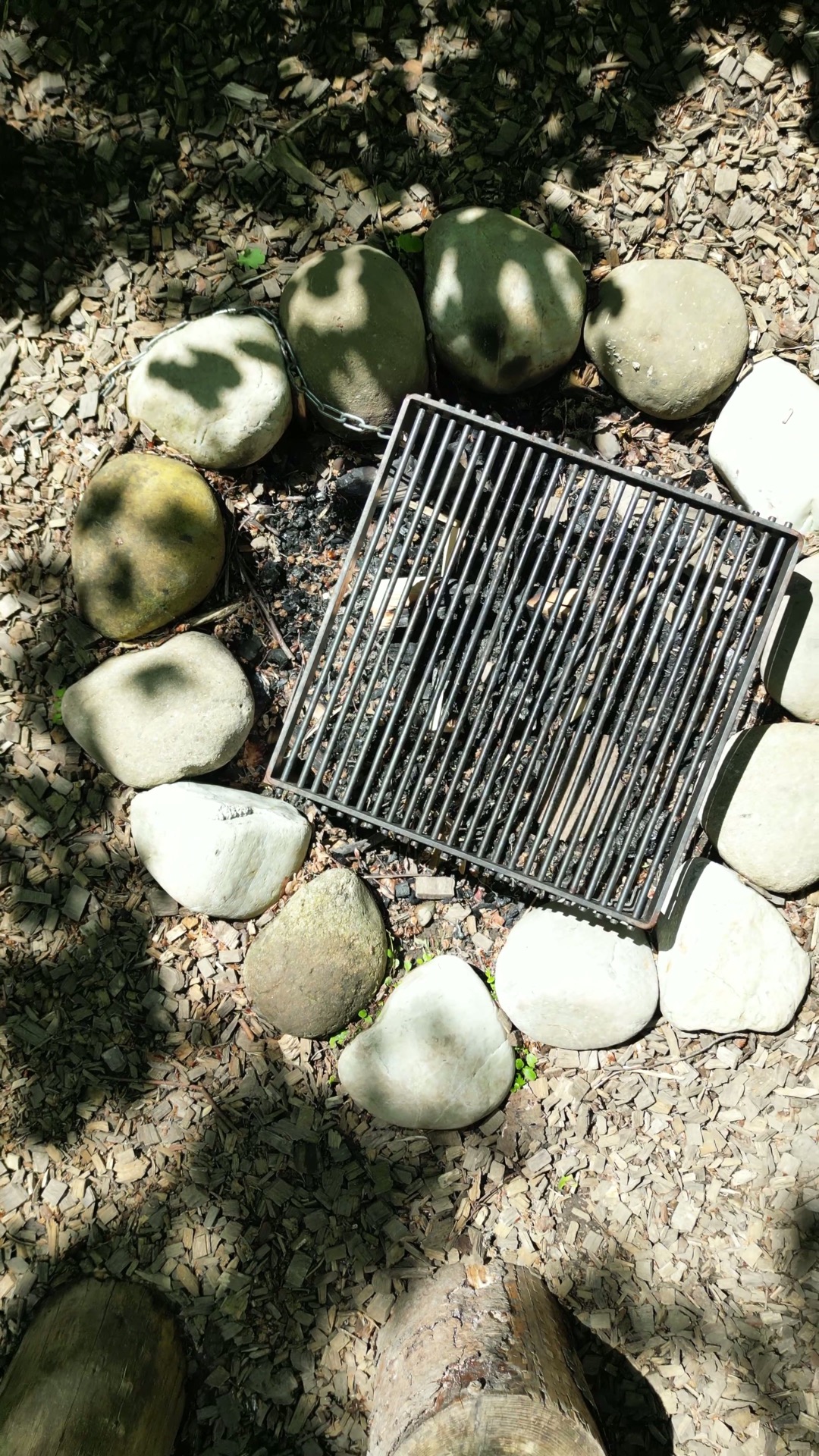 Feuerstelle im Wald